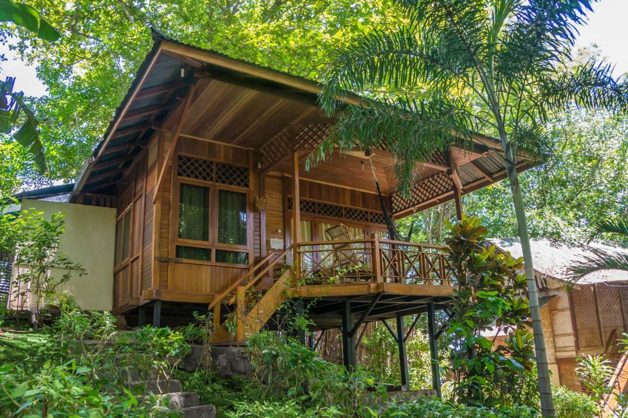Bunaken Divers Sea Breeze Resort Zewnętrze zdjęcie