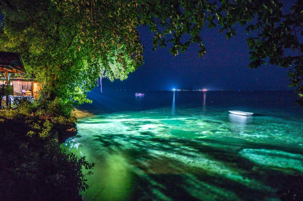 Bunaken Divers Sea Breeze Resort Zewnętrze zdjęcie
